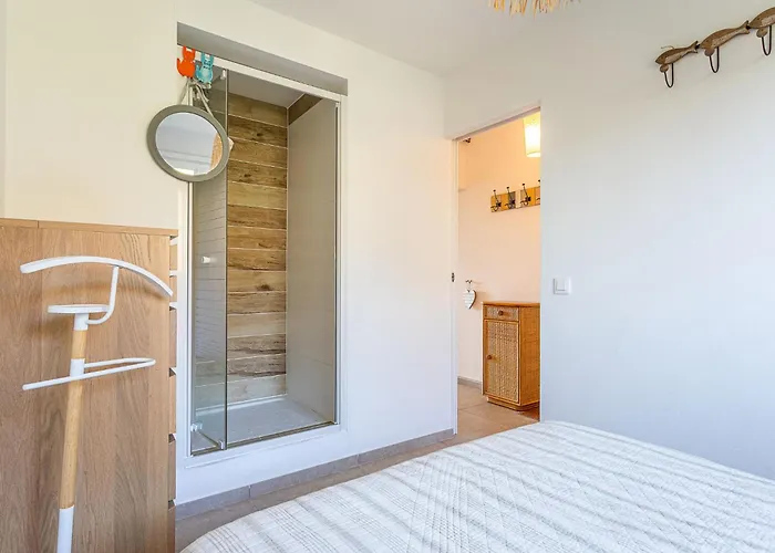 Appartement Les Parcs Du Soleil By Interhome Bormes-les-Mimosas